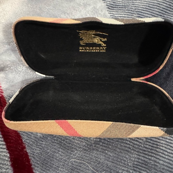 Burberry Plaid Sunglasses Case - Picture 6 of 8